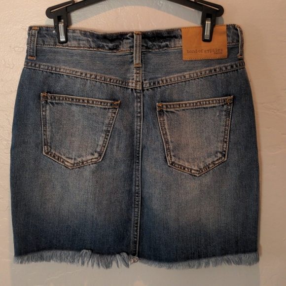 BAND OF GYPSIES DISTRESSED HANNA JEAN MINI SKIRT - Picture 6 of 9